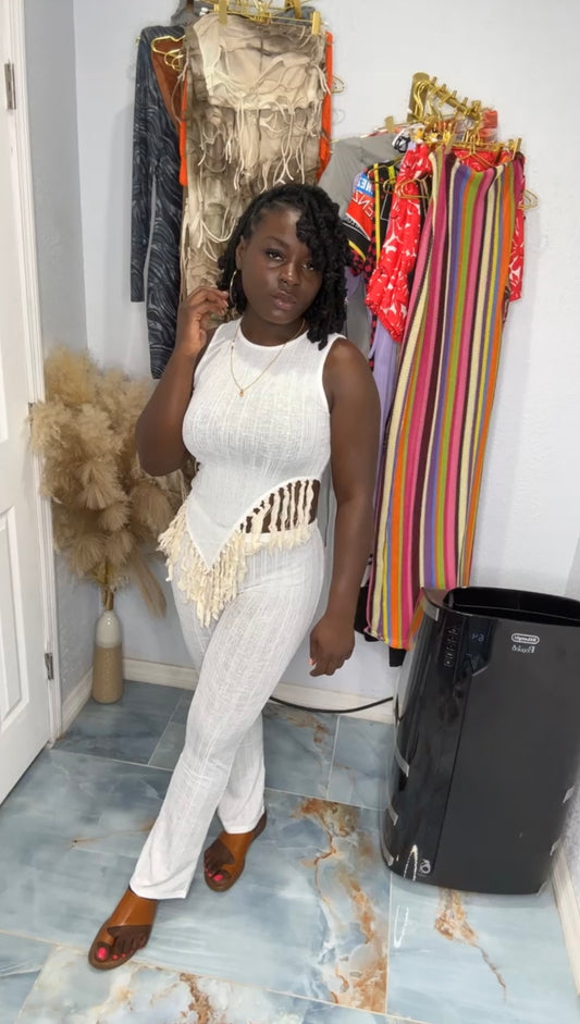 White Tassle Set